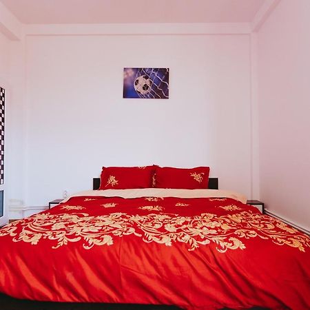 Casa Selly Hotel Tulcea Bagian luar foto