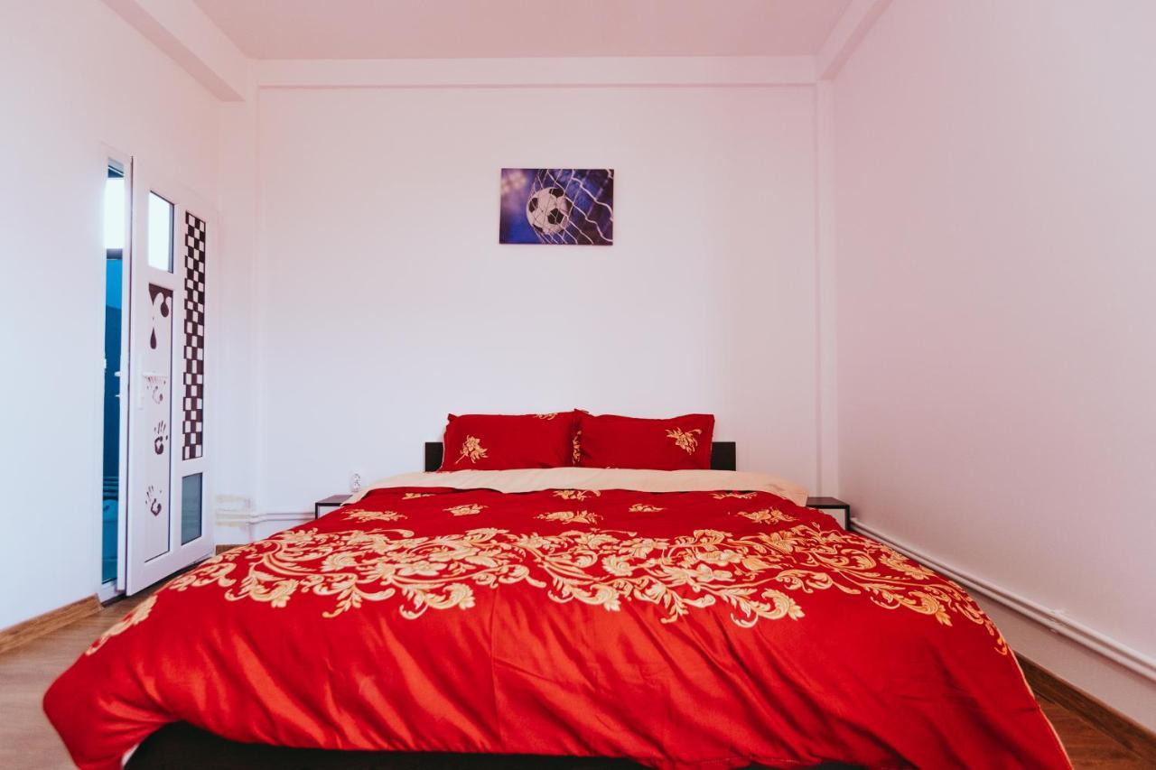 Casa Selly Hotel Tulcea Bagian luar foto