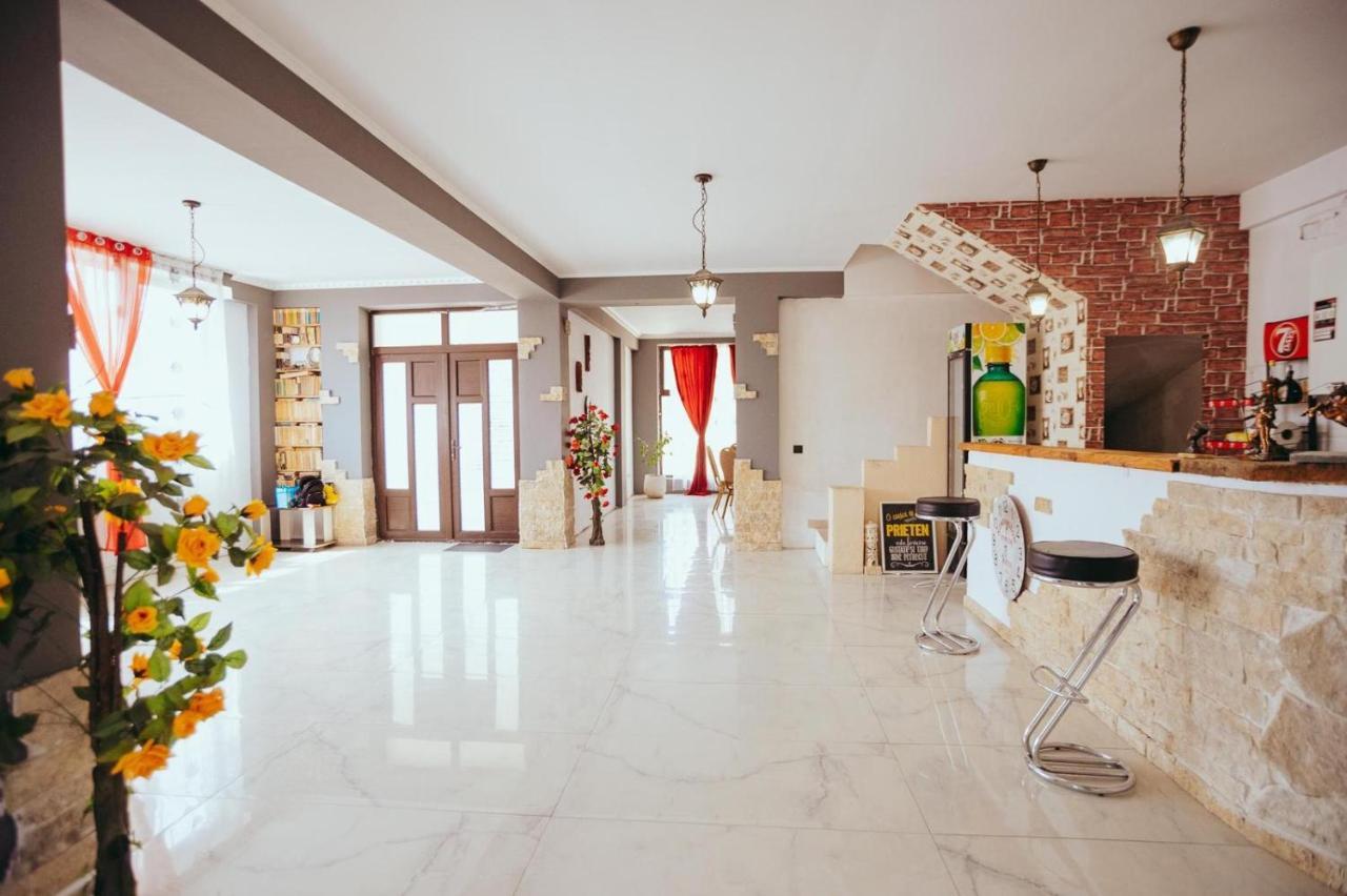 Casa Selly Hotel Tulcea Bagian luar foto