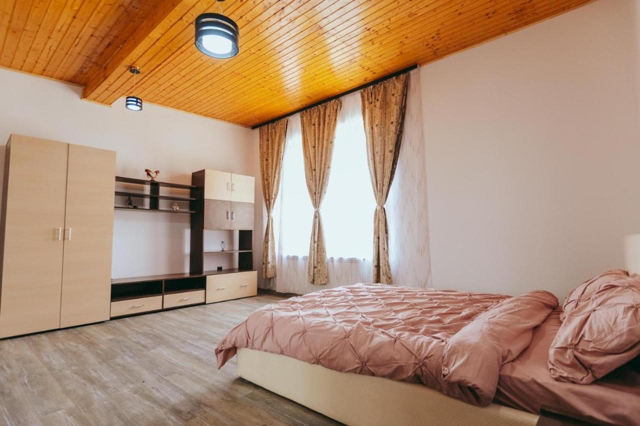 Casa Selly Hotel Tulcea Bagian luar foto