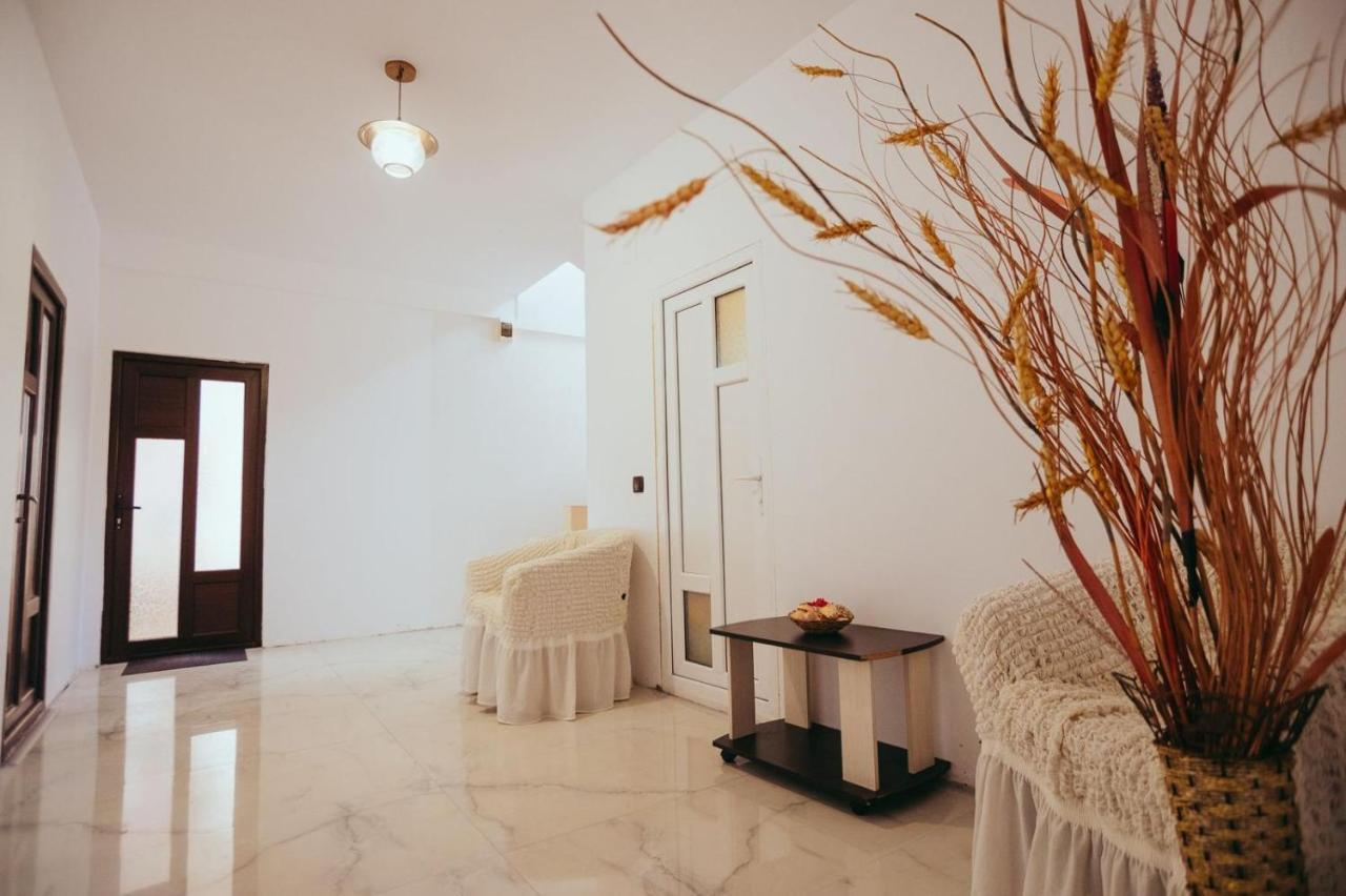 Casa Selly Hotel Tulcea Bagian luar foto