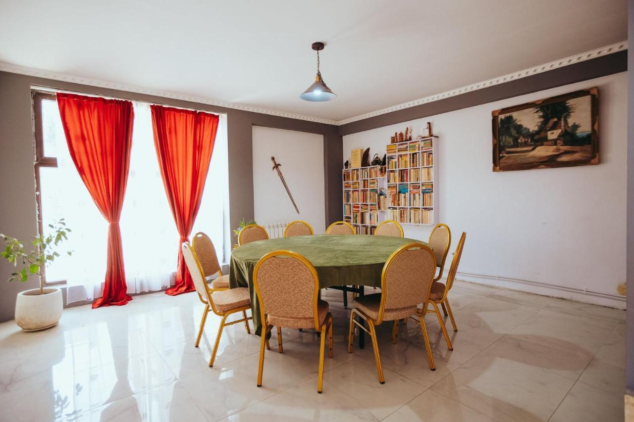 Casa Selly Hotel Tulcea Bagian luar foto
